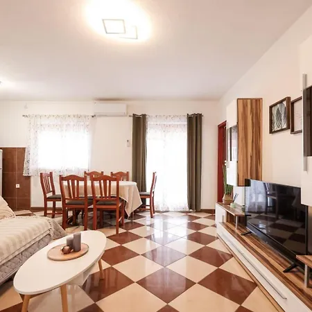 With A Parking Space Bibinje, Zadar - 18056 Apartment